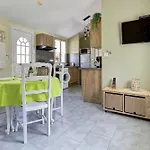 La Petite Maison Du Montjard 度假居 *