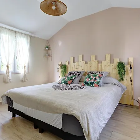 La Petite Maison Du Montjard Acy