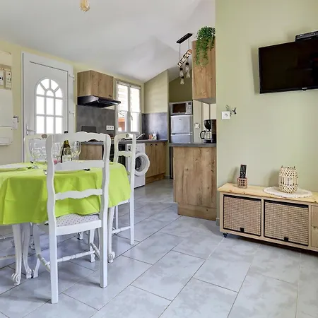 La Petite Maison Du Montjard בית נופש *