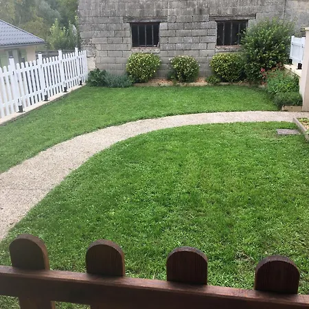 בית נופש La Petite Maison Du Montjard